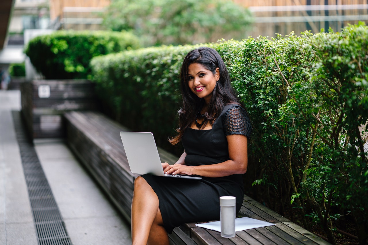 picture of business woman