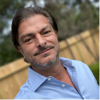 Christopher Leone